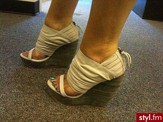 Pozostałe Buty Moda