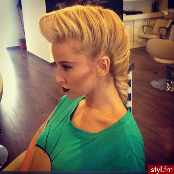 Blond Warkocze Proste Wieczorowe Długie Fryzury