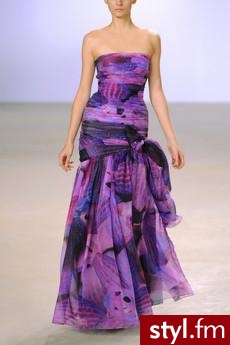 suknia. €1,685  Matthew Williamson  
Jeżeli już jest proszę o link - Pozostałe Ciuchy Moda