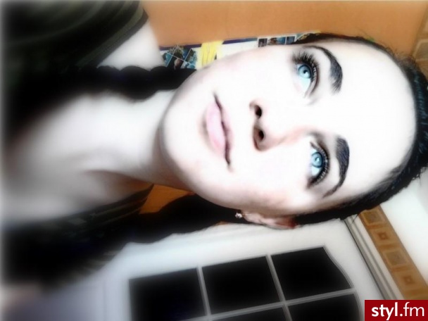 http://patriciafranczak.blogspot.com/ - Dredy Alternatywne Średnie Fryzury