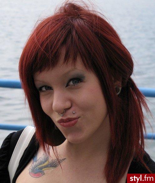 Średnie Fryzury