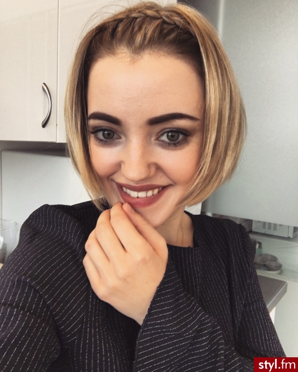 Blond Warkocze Proste Na co dzień Średnie Fryzury