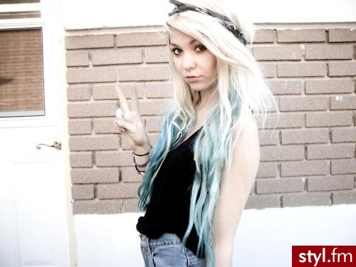 Blond Rozpuszczone Kręcone Na co dzień Długie Fryzury