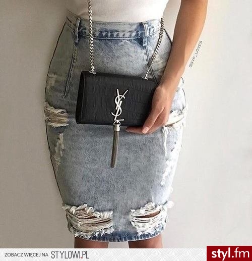Średnie Spódnice Moda