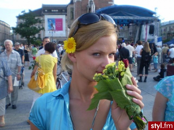 Średnie Fryzury