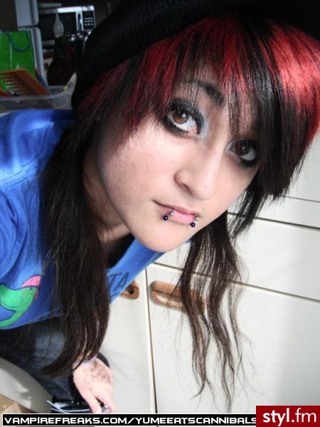 EMO Alternatywne Średnie Fryzury