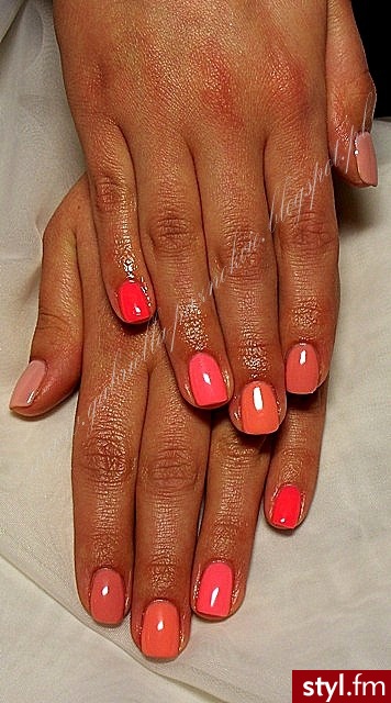 manicure hybrydowy - Kwadratowe Żelami Naturalne Paznokcie