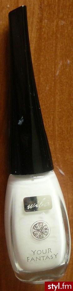 Lakier od Wibo " Your Fantasy " 11 ml Cena: około 5 a 6 zł :) Dostępny w sieci sklepów Rossmann :) Tani i dobry POLECAM ! : ] - Paznokcie