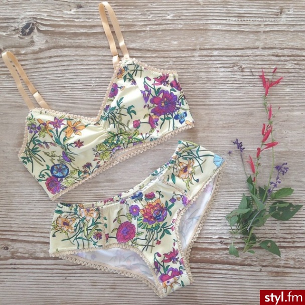Komplety Bielizna Moda