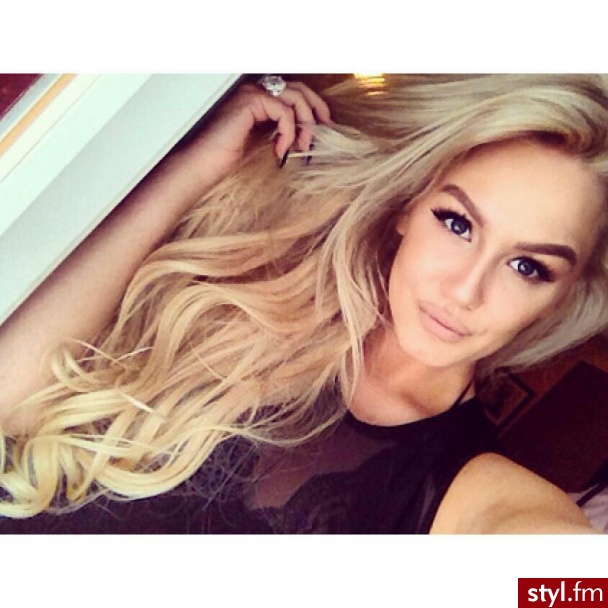 Blond Rozpuszczone Kręcone Na co dzień Długie Fryzury