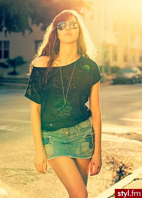 Jeżeli zdjęcie znajduje się już w galerii poproszę o link - Moda uliczna Inne Moda