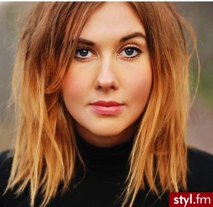 Średnie Fryzury