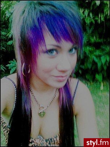 Średnie Fryzury