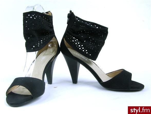 PIĘKNE sandałki ażurek obcas 9cm black rozm 38 (1053709752) moda.allegro - Allegro.pl - aukcje internetowe, bezpieczne zakupy. Pobrano ze strony: http://moda.allegro.pl/item1053709752_piekne_sandalki_azurek_obcas_9cm_black_rozm_38.html - Pozostałe Buty Moda