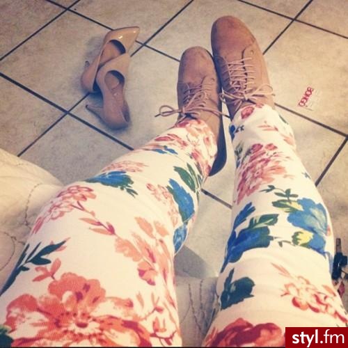 Leginsy Spodnie Moda