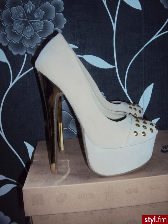 Szpilki Buty Moda