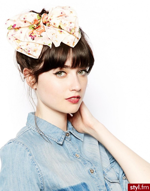 http://yosh.pl/product/asos/asos-asos-floral-hair-bow/15302312/ - Opaski i spinki Dodatki Moda