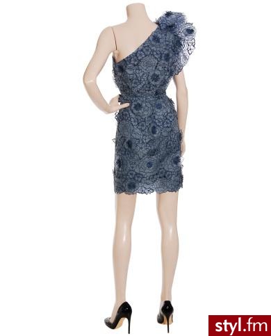sukienka Stella McCartney. sukienka Stella McCartney. Cena: 3 639 euro
, czyli około 14 556 zł
Kupisz w sklepie
Browns. - Pozostałe Ciuchy Moda