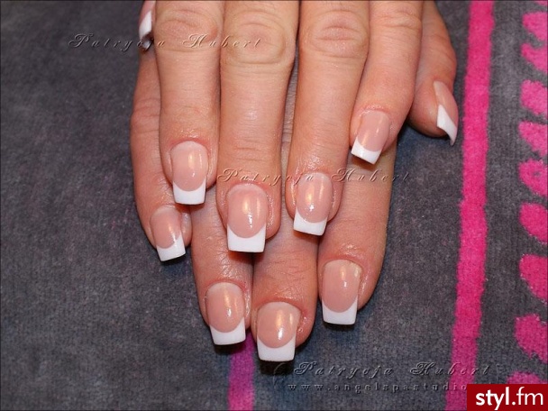 Zapraszam na pazurki akryl/żel
Gdańsk Reja 22 tel.798-807-009 - Paznokcie