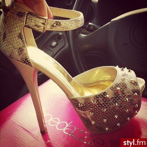 Szpilki Buty Moda