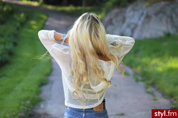 Blond Rozpuszczone Kręcone Na co dzień Długie Fryzury