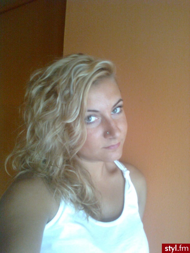 Blond Rozpuszczone Kręcone Na co dzień Średnie Fryzury