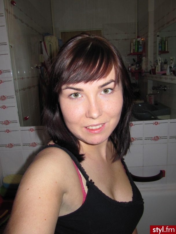 Średnie Fryzury