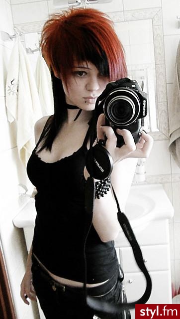 zdjęcie moje więc dysponuje innymi jakby ktoś cchiał - EMO Alternatywne Średnie Fryzury