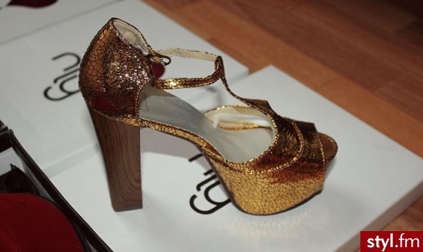 Sandały Buty Moda