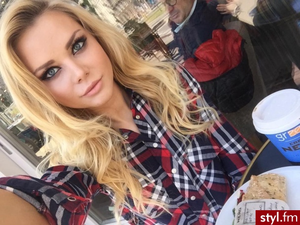 Blond Rozpuszczone Kręcone Na co dzień Długie Fryzury
