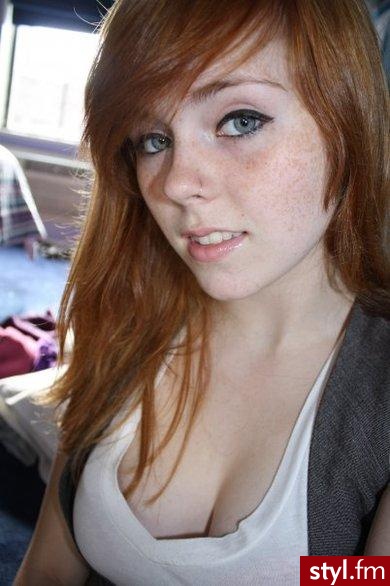 Średnie Fryzury