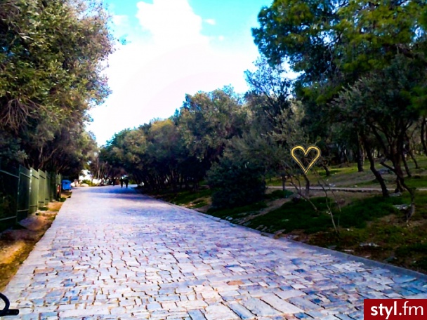 
www.athenshearts.com
Instagram: @athenshearts
Facebook: Athens hearts - Podróże i miejsca