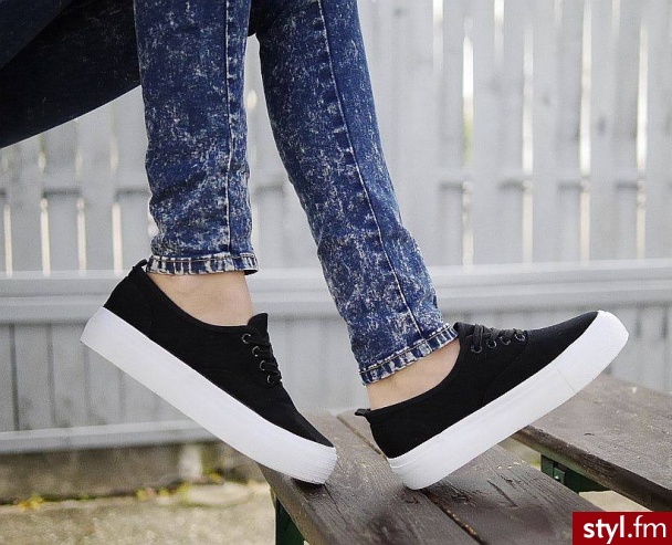 Trampki na platformie ! :) - Trampki Buty Moda