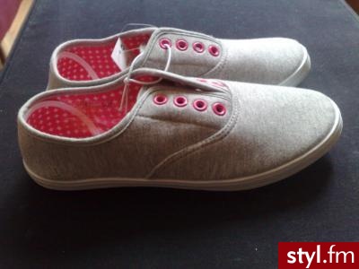 Pozostałe Buty Moda