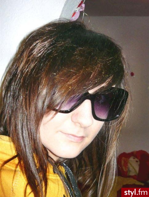 EMO Alternatywne Średnie Fryzury