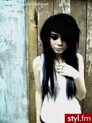 Steffy Keek - EMO Alternatywne Średnie Fryzury