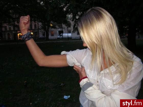 Blond Rozpuszczone Proste Na co dzień Średnie Fryzury
