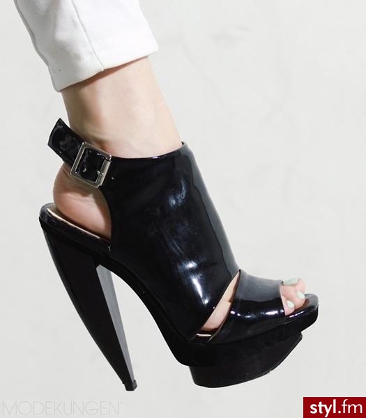 Pozostałe Buty Moda