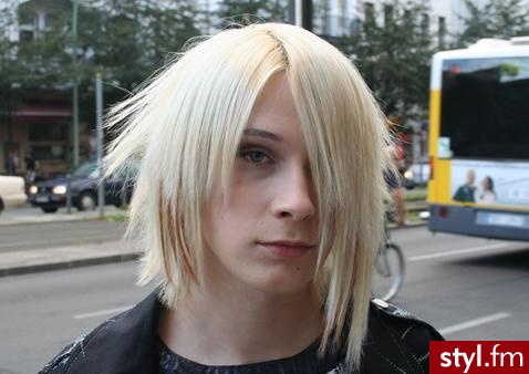 NIE PYTALAM SIE GO JESZCZE JAK TO JEST ZROBIONE - EMO Alternatywne Średnie Fryzury