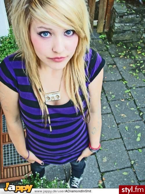 EMO Alternatywne Średnie Fryzury