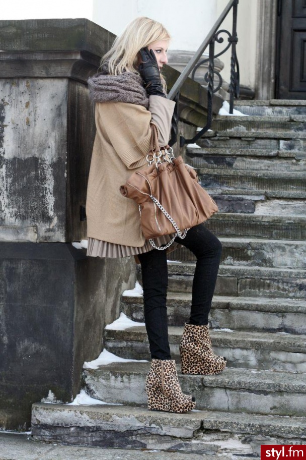 http://charlize-mystery.blogspot.com/ - Moda uliczna Inne Moda