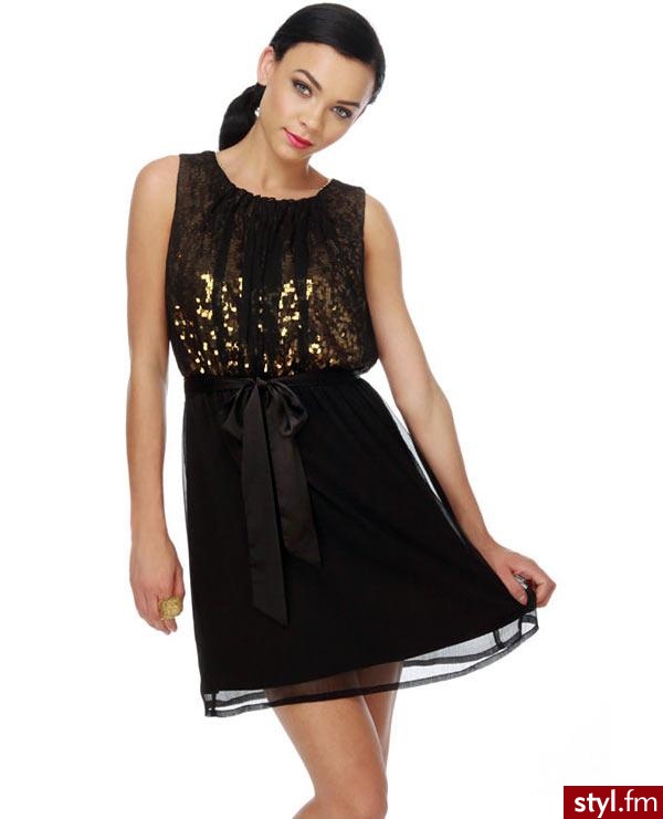 Sukienki Moda