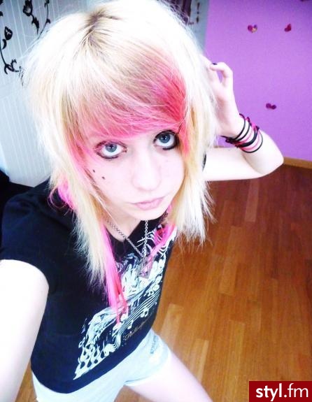 Ja! - EMO Alternatywne Średnie Fryzury