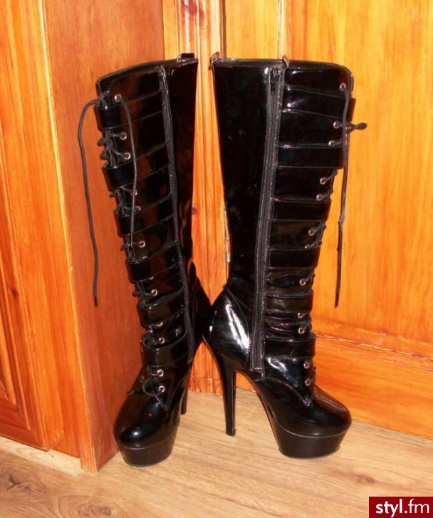Obcas ok. 15 cm. - Pozostałe Buty Moda
