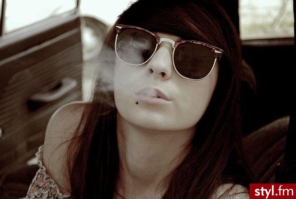 jeśli jest proszę podać link usunę . - Nakrycia głowy Dodatki Moda