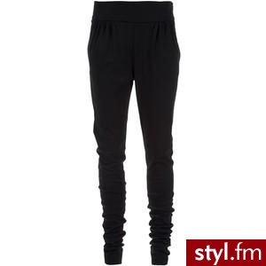 MOSCHINO A0304 532 555 BLACK COTTON P19E01 - Polyvore. Pobrano ze strony: http://www.polyvore.com/moschino_a0304_532_555_black/thing?id=27670603 - Pozostałe Ciuchy Moda