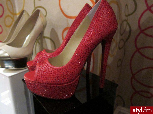 Szpilki Buty Moda