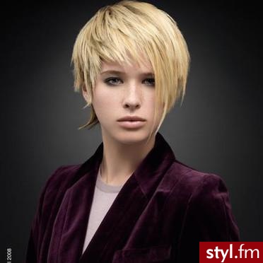 Średnie Fryzury