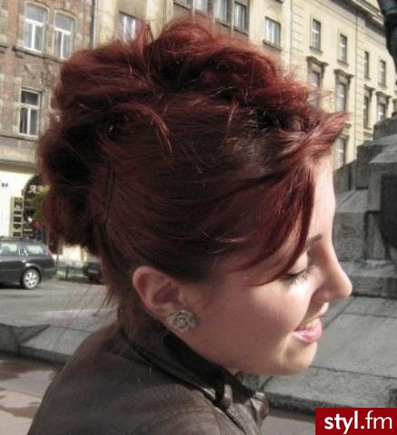 kręcone - Kręcone Na co dzień Średnie Fryzury