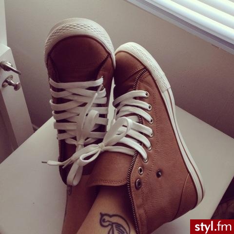 Trampki Buty Moda